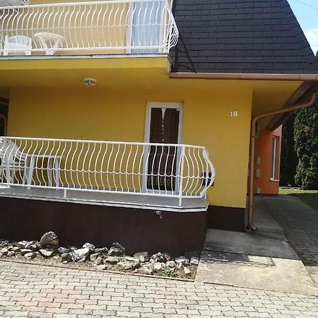 Berkenye Apartman Lägenhet Zalakaros Exteriör bild